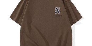 Choose fabrics suitable for exercise (learn about breathable and sweat-absorbent fabric options)