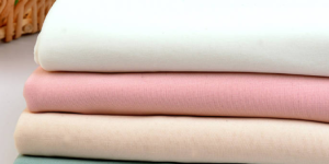 What are the characteristics of knitted fabrics?  Will knitted fabrics pill?