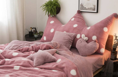 What kind of fabric is baby velvet?  What are the pros and cons?